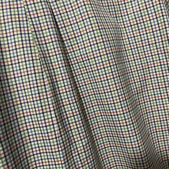 Vineyard vines long sleeve button down - Picture 2 of 5